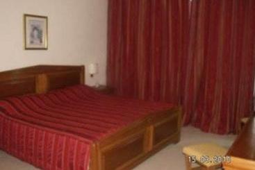 Hotel Le Phenix
