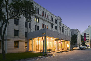 هتل Grand Mercure Xian On Renmin Square