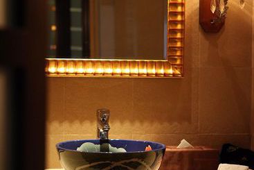 هتل Regalia Resort & Spa (Suzhou Li Gong Di)