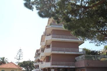 هتل Apartment Cesare By Interhome