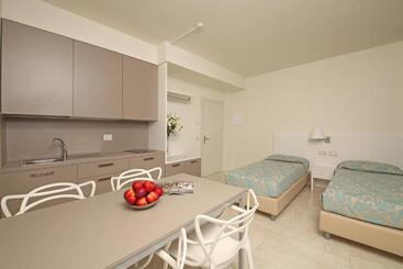 هتل Residence Holiday