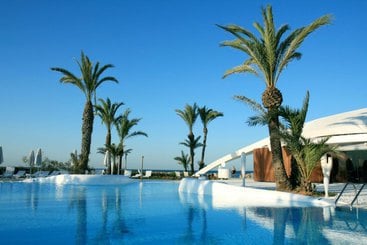 Roda Golf & Beach Resort