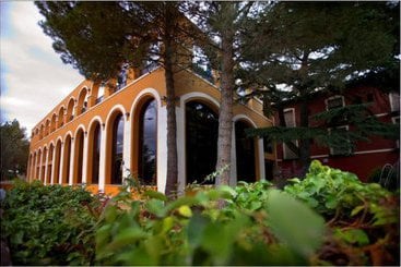 هتل Balneario Paracuellos de Jiloca