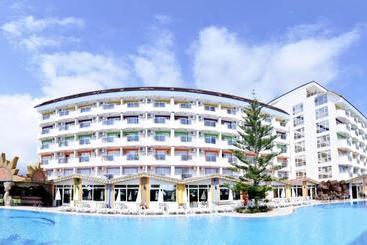 First Class Hotel   All Inclusive