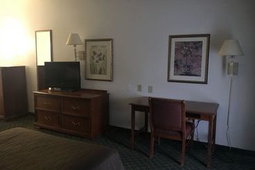 Magnuson Hotel Hattiesburg