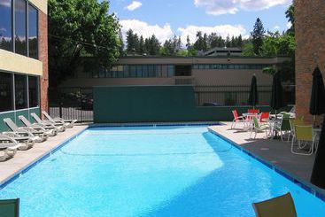 هتل Quality Inn Spokane, Downtown 4th Avenue