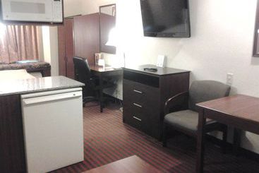 هتل Toledo Bridgepointe Inn & Suites By Hollywood Casino, Downtown, Owens College