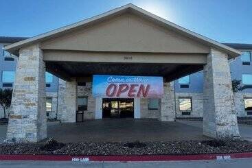 هتل Wingate By Wyndham College Station Tx