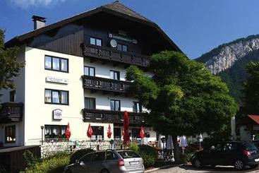 هتل Pension Bergblick