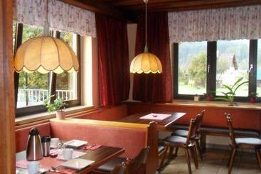 هتل Pension Bergblick