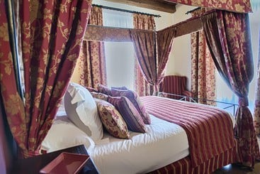 هتل روستایی Ibersol La Casona de Andrea