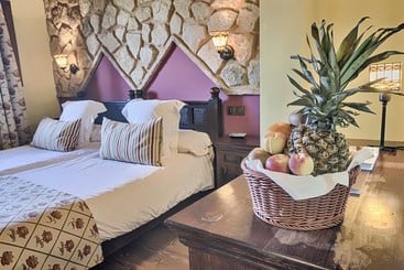 هتل روستایی Ibersol La Casona de Andrea