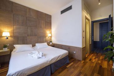هتل Ih S Firenze Business