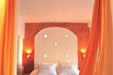 Hotel Astarte Suites