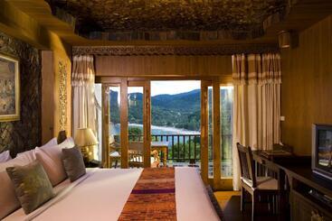 هتل Santhiya Koh Phangan Resort And Spa