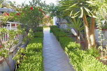 هتل Villa Corallina