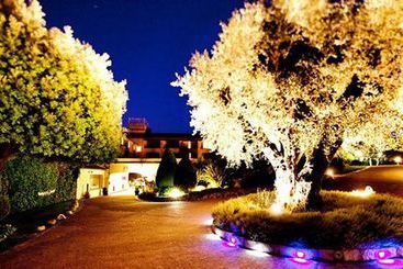 هتل Le Mas D'Artigny & Spa