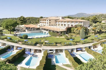 هتل Le Mas D'Artigny & Spa
