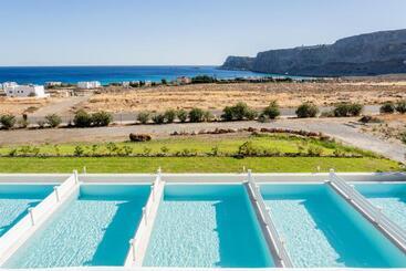 هتل Lindos Sun