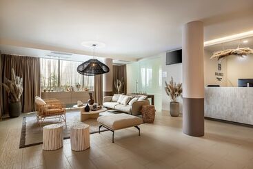 호텔 Valamar Lacroma