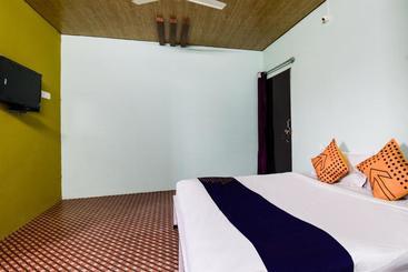 酒店 Spot On Nag497 New Satyam Lodging