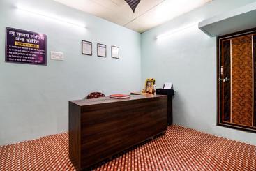 酒店 Spot On Nag497 New Satyam Lodging
