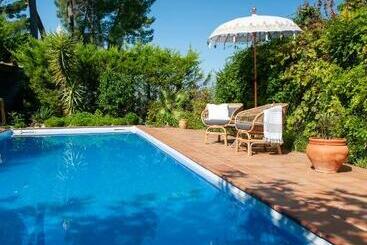 פנסיון Cal Mestre Casa Rural