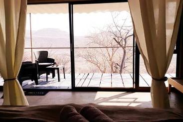 پانسیون Guestfarm Camp Oubokberg