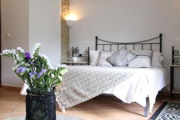 تختخواب و صبحانه Casa Del Rio Boho Chic Retreat