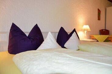 Отель Hof Rossruck