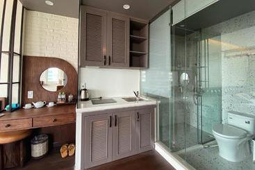 Duc Vuong Saigon Hotel   Cao Thang