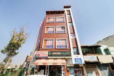 هتل Oyo Rtk109 Star  & Restaurant