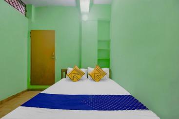 هتل Sangamam Homes