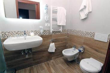 هتل Villa Isa