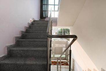 هتل Spot On 74614  Radhika Palace