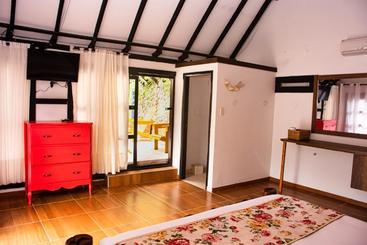 هتل Hostal Antawara Tayrona