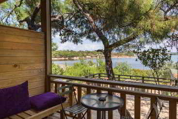 هتل Ayvalik Beach