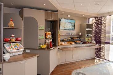 Brit Hotel Tours Sud – Le Cheops