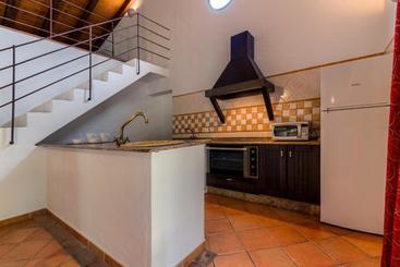 Hacienda Roche Viejo