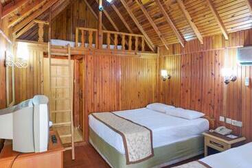 هتل Clover Magic Nova Beach