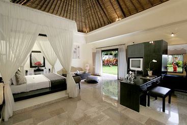 هتل Hillstone Uluwatu Villa