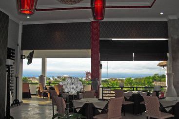 هتل Hillstone Uluwatu Villa