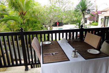 هتل Hillstone Uluwatu Villa