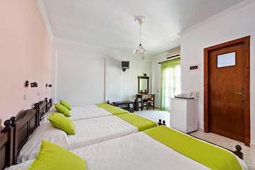 هتل Villa Anemone