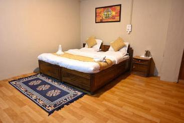 هتل Chalet Orchid Eco Retreat