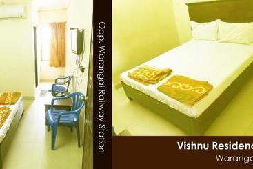 هتل Vishnu Residency Warangal