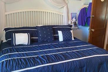 تختخواب و صبحانه Ms. Maggie's South Country Inn