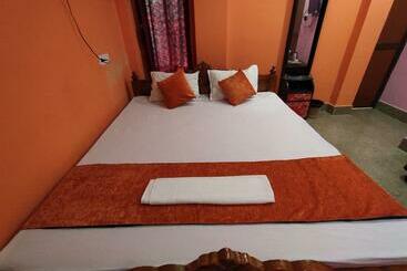 هتل Anjana Palace