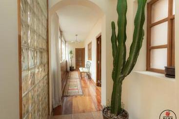 تختخواب و صبحانه Uchu Cusco   Guest House