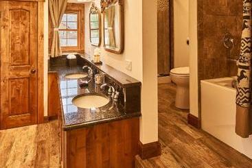هتل Parkway Inn Of Jackson Hole